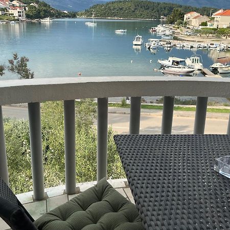 Apartments Ana By The Sea 룸바르다 외부 사진